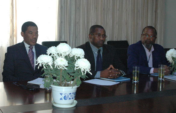 安哥拉罗安达市电力公司向导来cq9电子官网入口集团考察