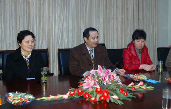 中国银行常州支行溧阳支行向导来cq9电子官网入口集团走访