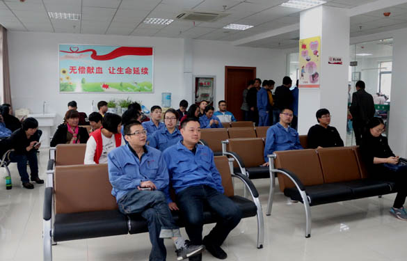 弘扬真善美，，，，，cq9电子官网入口电缆员工起劲加入无偿献血