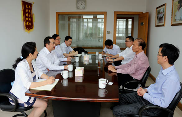 2015年6月4日，，，，，，，中国银行常州分行行长程祥一行来cq9电子官网入口电缆调研