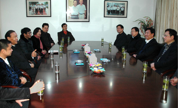 溧阳市委书记盛建良一行来cq9电子官网入口集团走访慰问